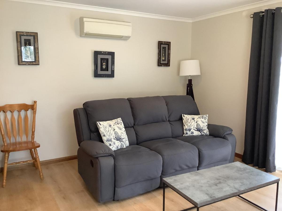 Millicent Lakeside Caravan Park Hotel Exterior photo