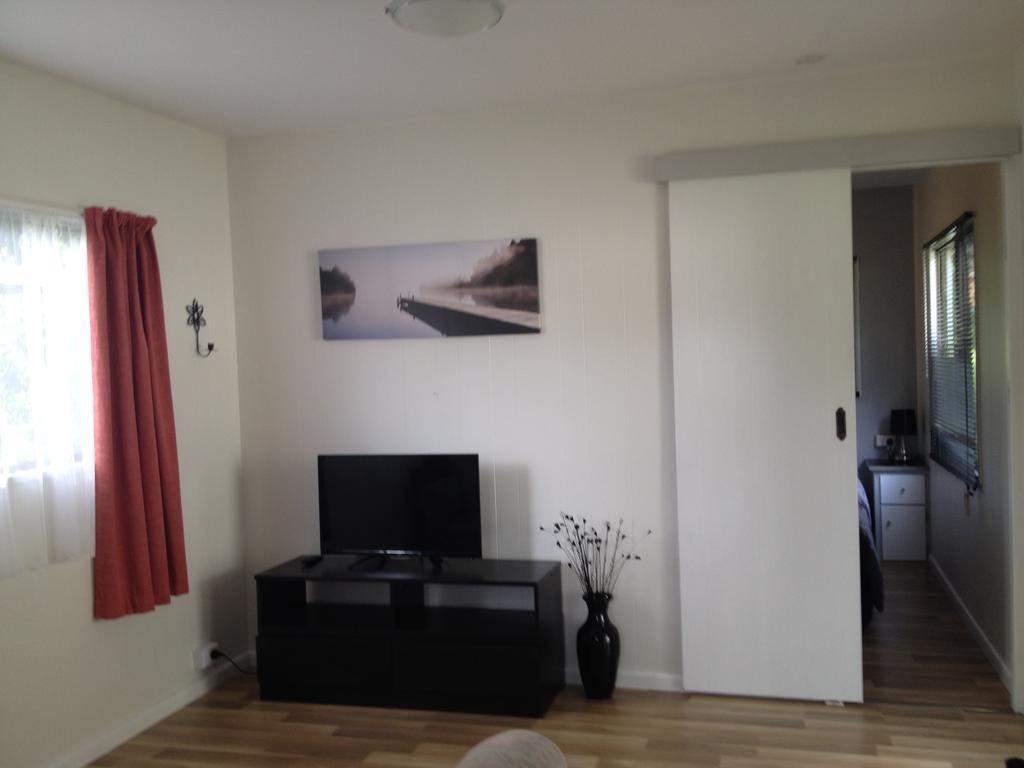 Millicent Lakeside Caravan Park Hotel Exterior photo
