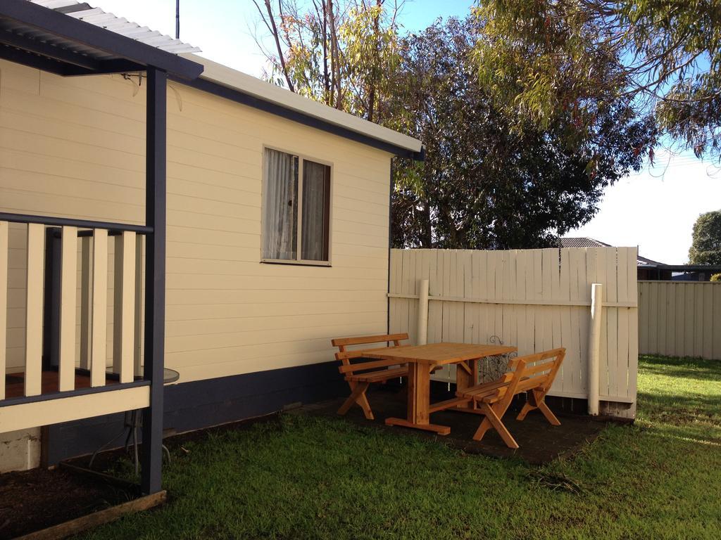 Millicent Lakeside Caravan Park Hotel Exterior photo